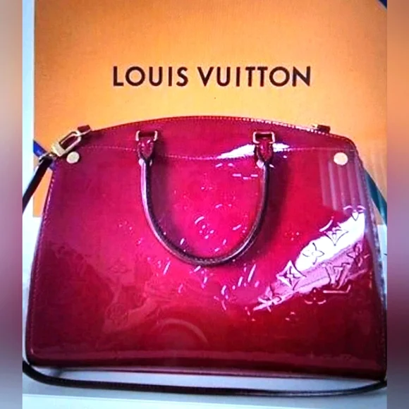 100% authentic Louis Vuitton fuchsia vernis patent leather BREA - Picture 1 of 16